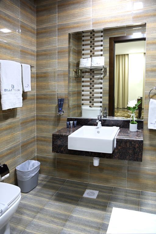 Belle Tower Apartments Manamah Buitenkant foto