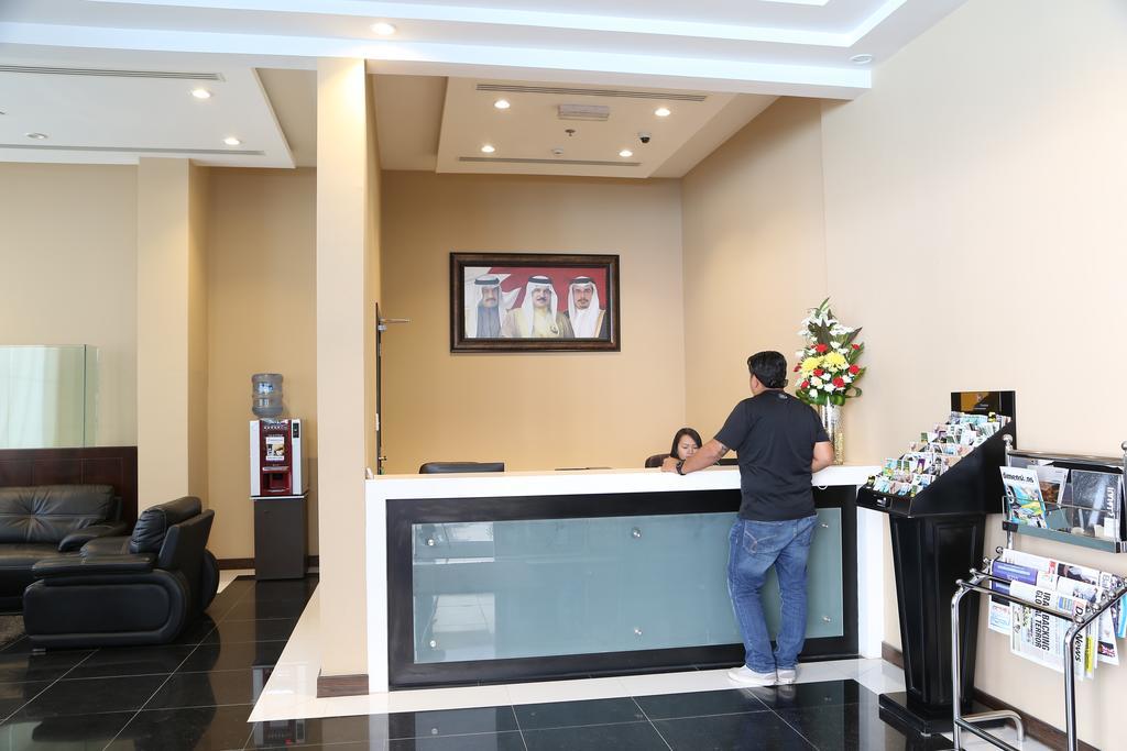 Belle Tower Apartments Manamah Buitenkant foto