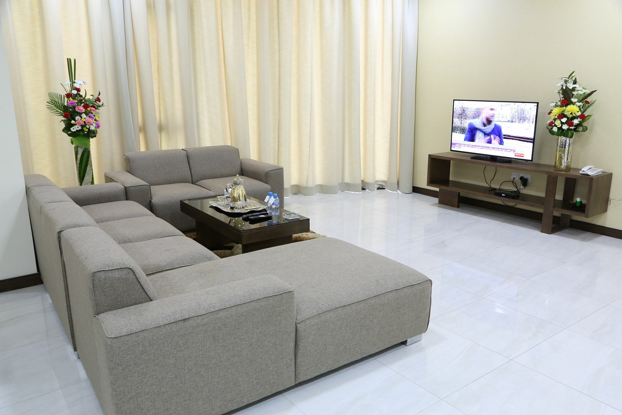 Belle Tower Apartments Manamah Buitenkant foto