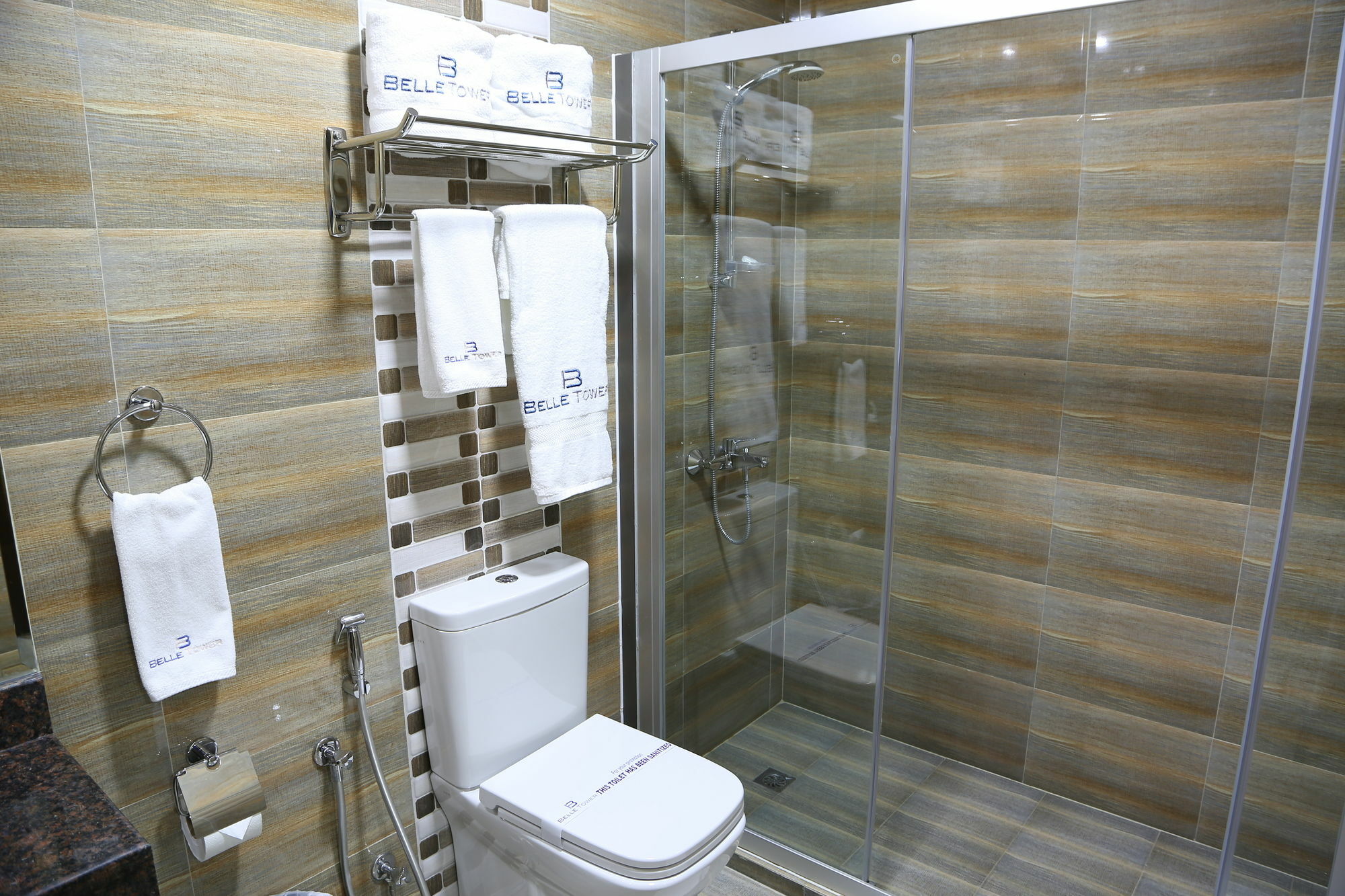 Belle Tower Apartments Manamah Buitenkant foto