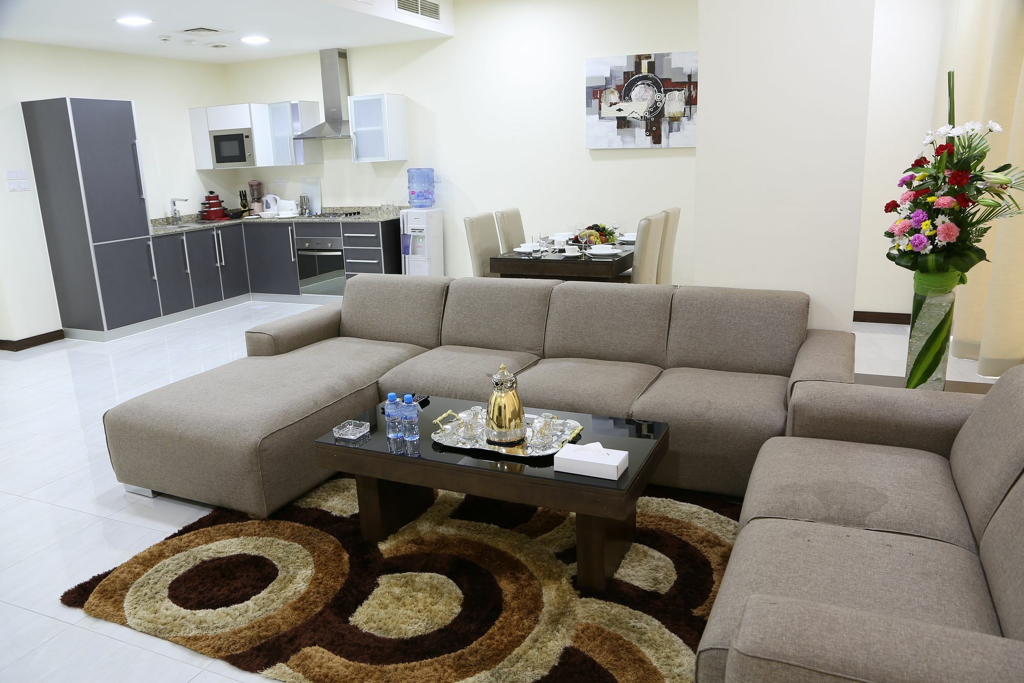 Belle Tower Apartments Manamah Buitenkant foto