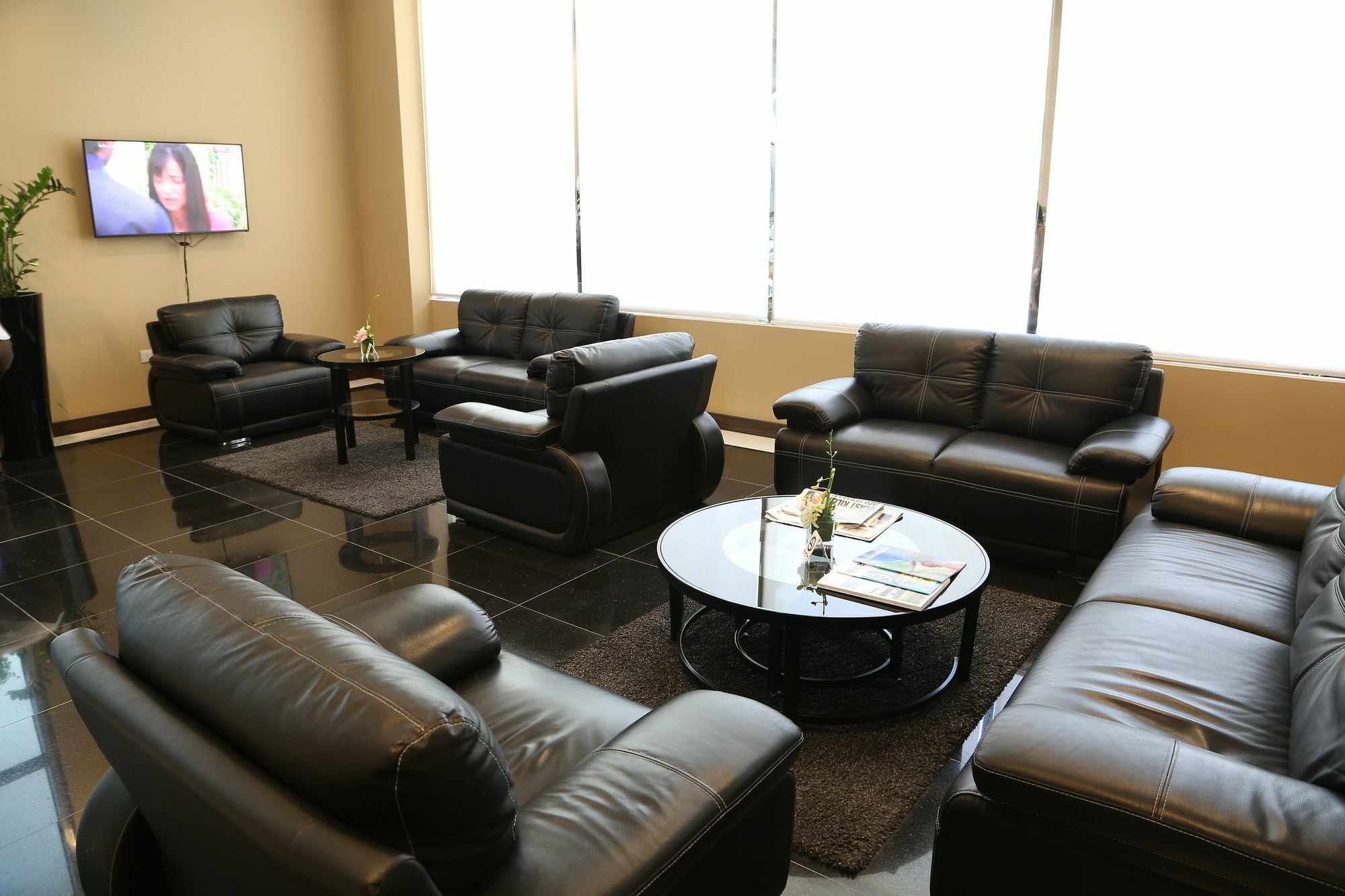 Belle Tower Apartments Manamah Buitenkant foto